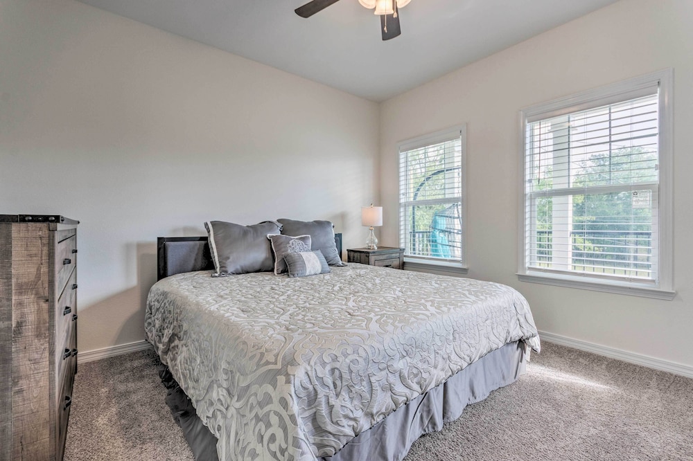 Idyllic Pensacola Home w/ Yard + Fire Pit!