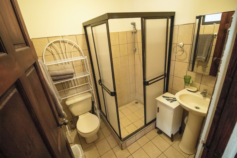 Anona Guesthouse