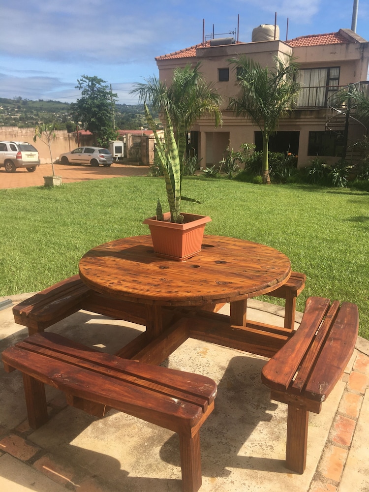 Valley View Lodge
