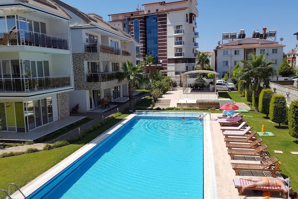 Elegant Golf Belek Pool View