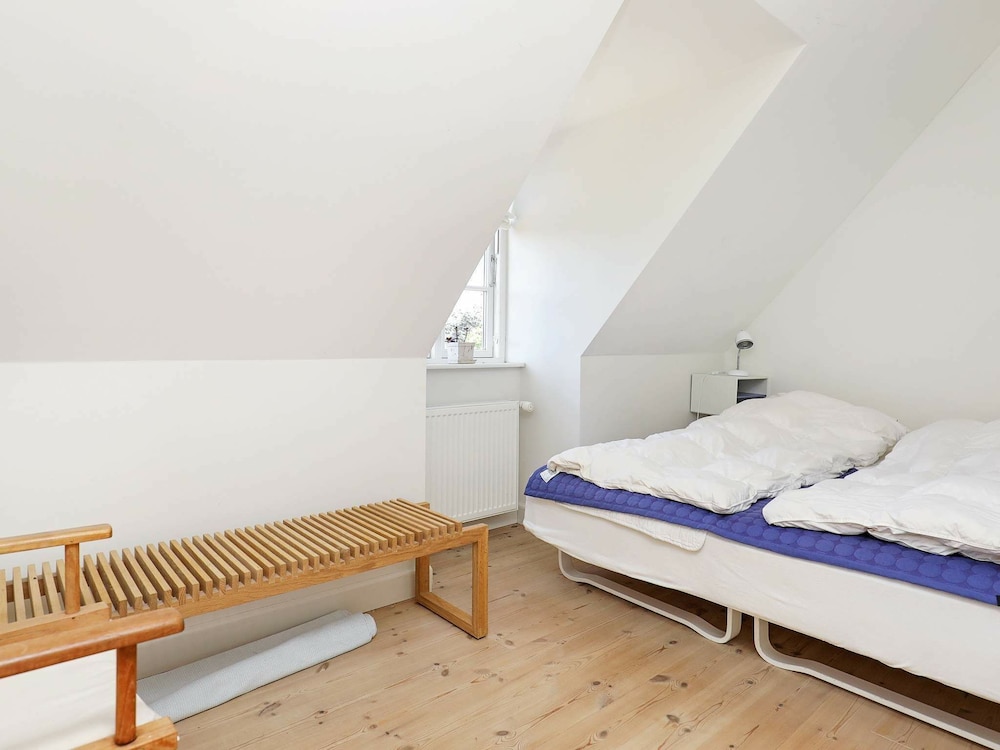 Luring Holiday Home in Skagen With Terrace view 2