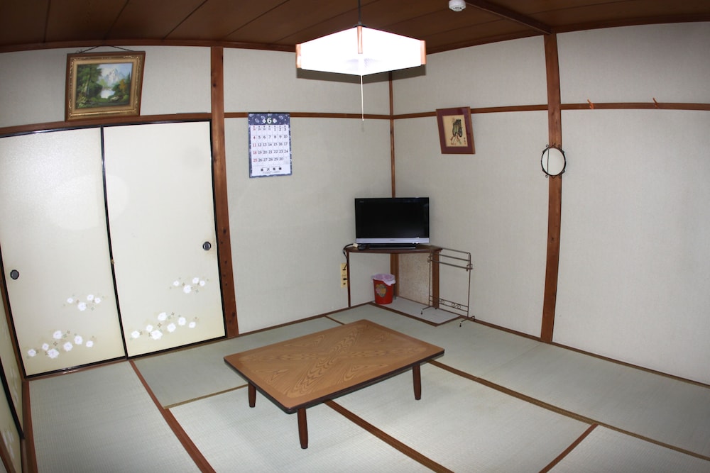 Guesthouse Tomo view 4