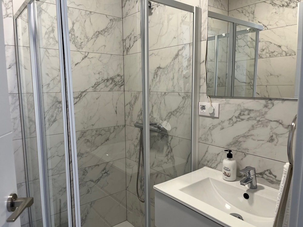 Meridiana Apartments