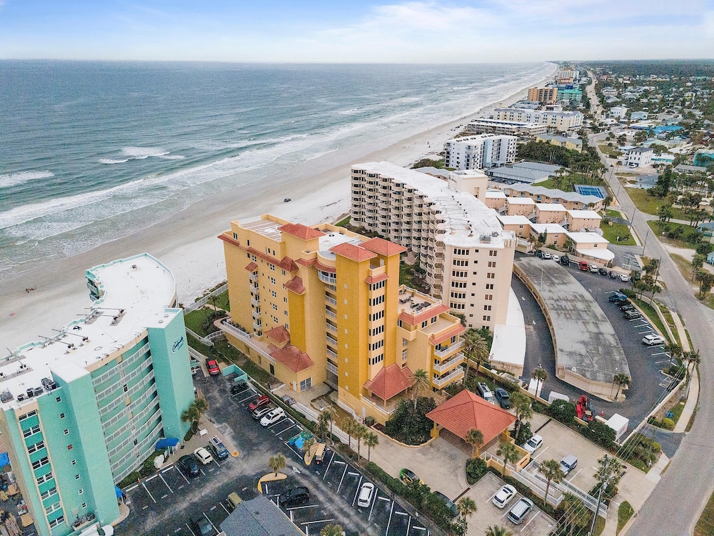Atlantic Villas 102