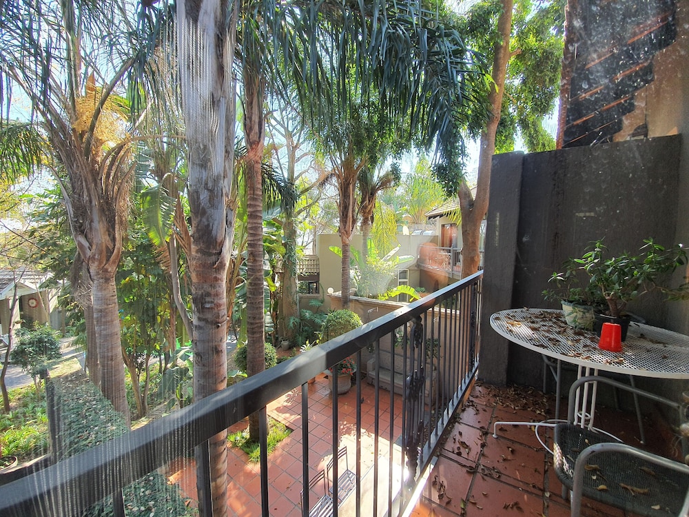 Waterhouse Guest Lodges 295 Indus Street
