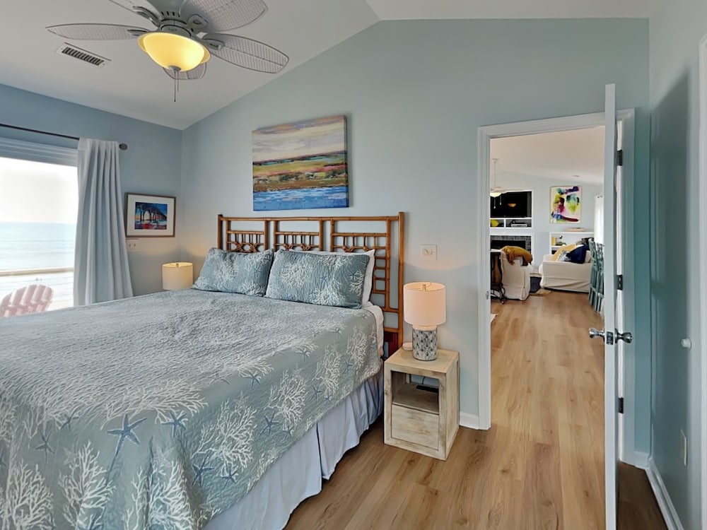 The Salty Spot by Topsail Realty
