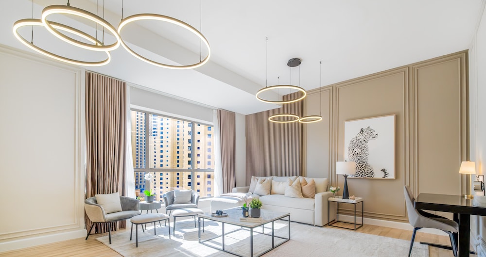 LUX The Luxurious Central JBR Suite 2