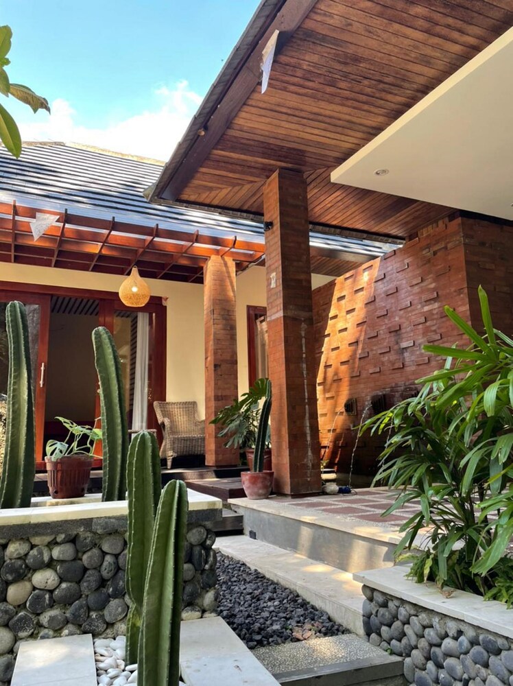 Alaya Stays - Imperial Mystara 5BHK near Khandala Hills