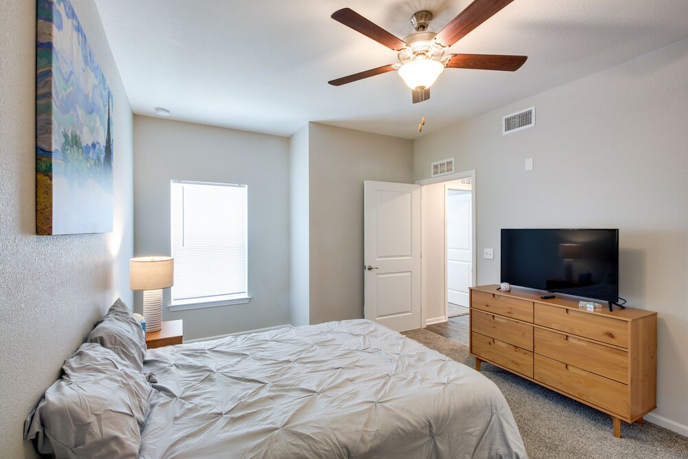 Emporia Vacations - Emporia Apt w/ Playground: 2 Mi to Main Street! - Property Image 3