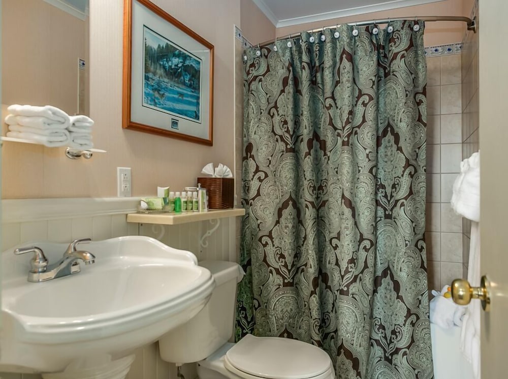 George House Heritage B&B