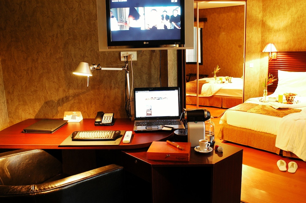 Bamako Vacations - Radisson Blu Hotel, Bamako - Property Image 6