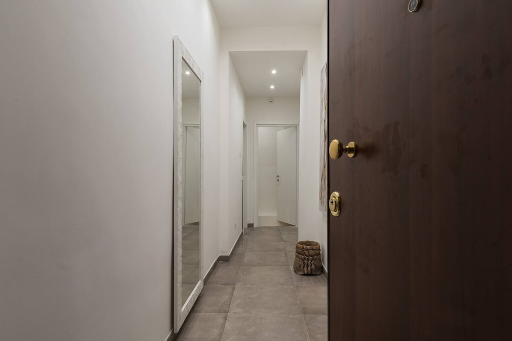 Vatican Suite 2 Levels Completely Renovated