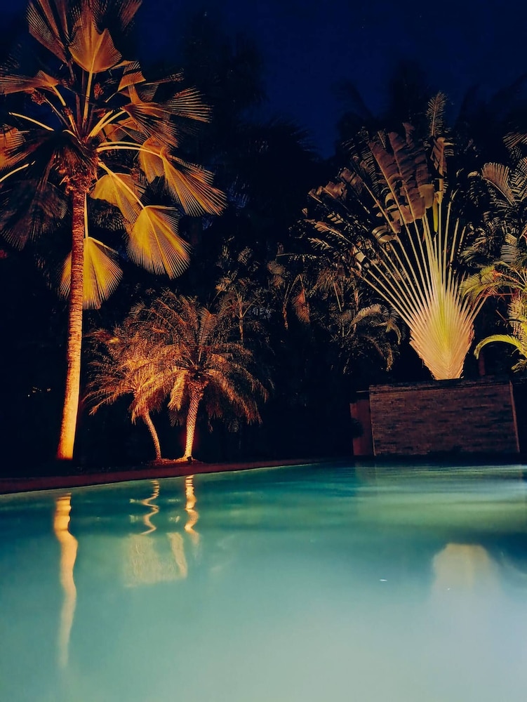 Villa Joyosa- Las Terrenas Beachfront Villa