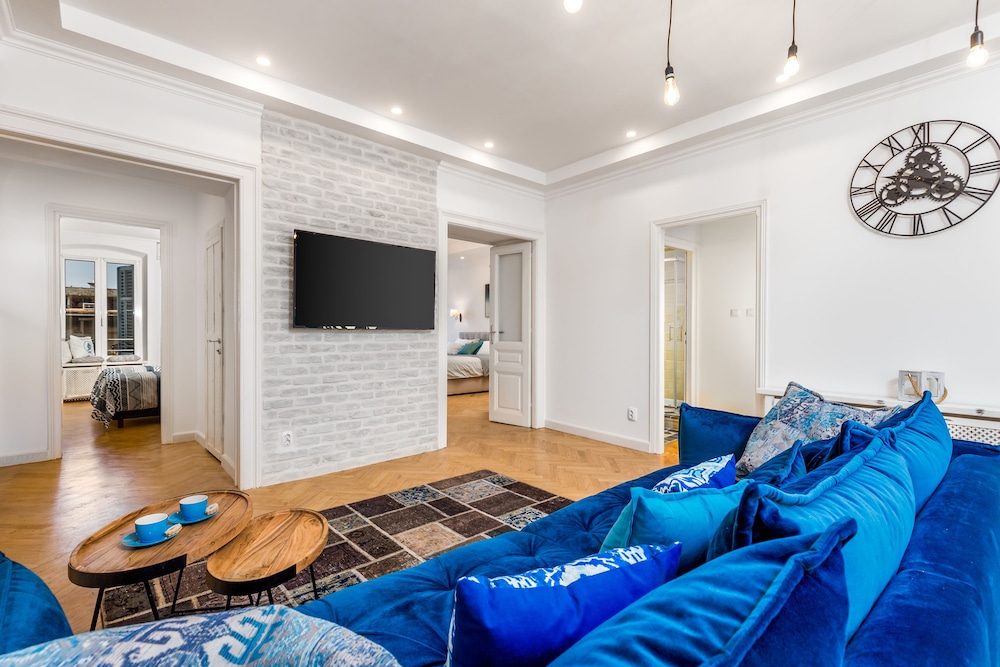 Luxury Apartment Karolina Riva view 5