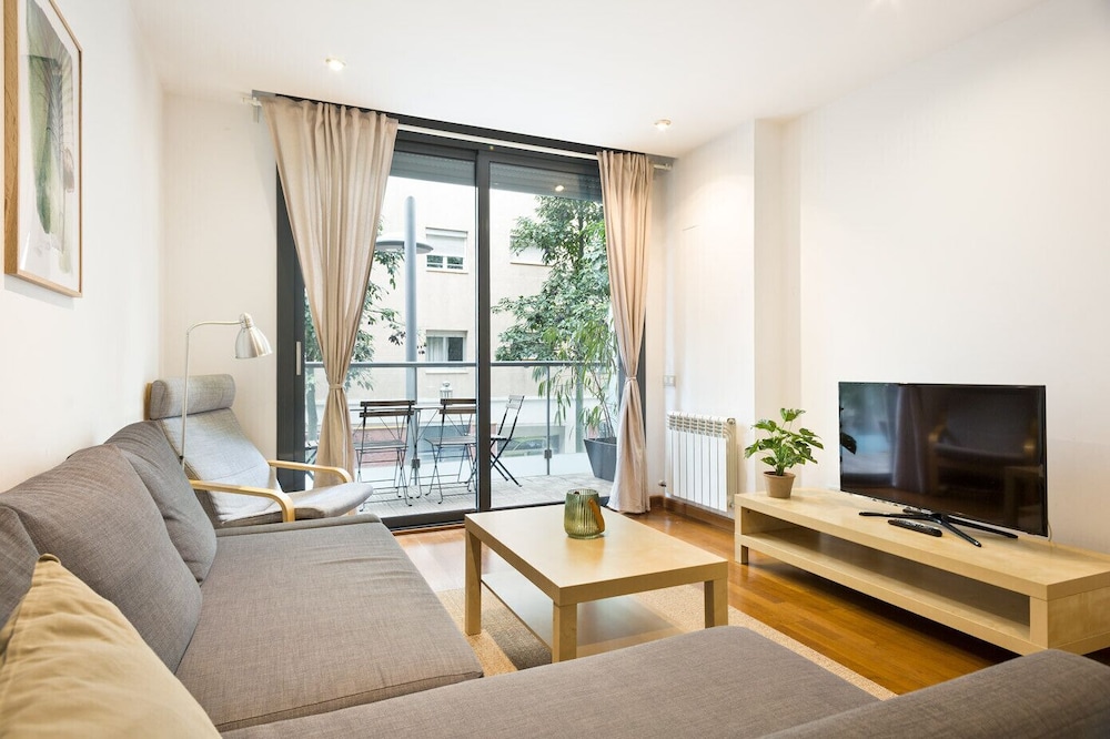 Les Corts Apartments By Olala Homes
