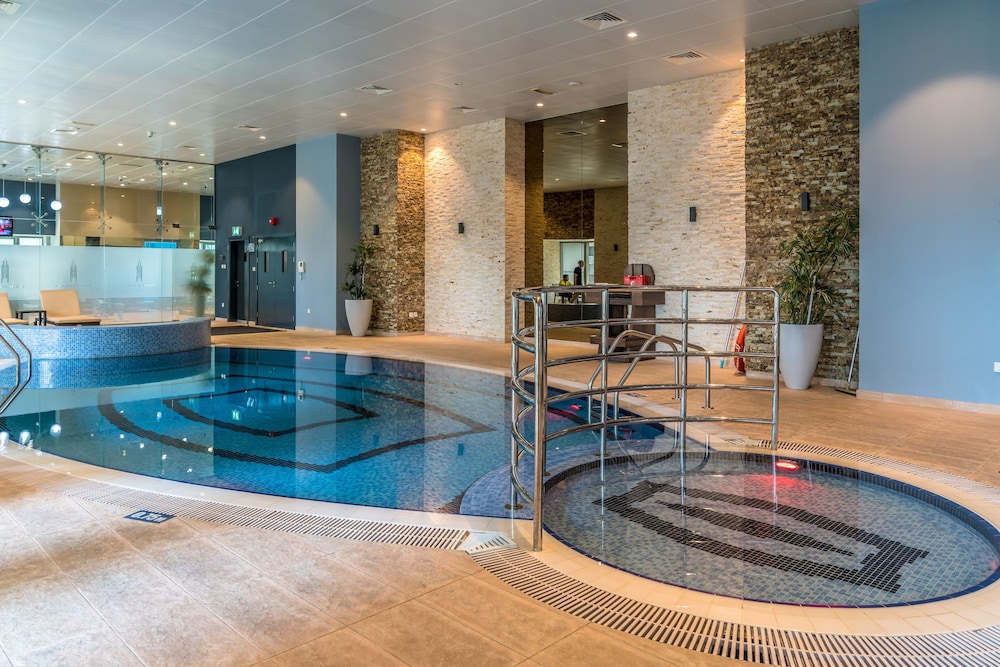 Yanjoon Holiday Homes - Princess Tower