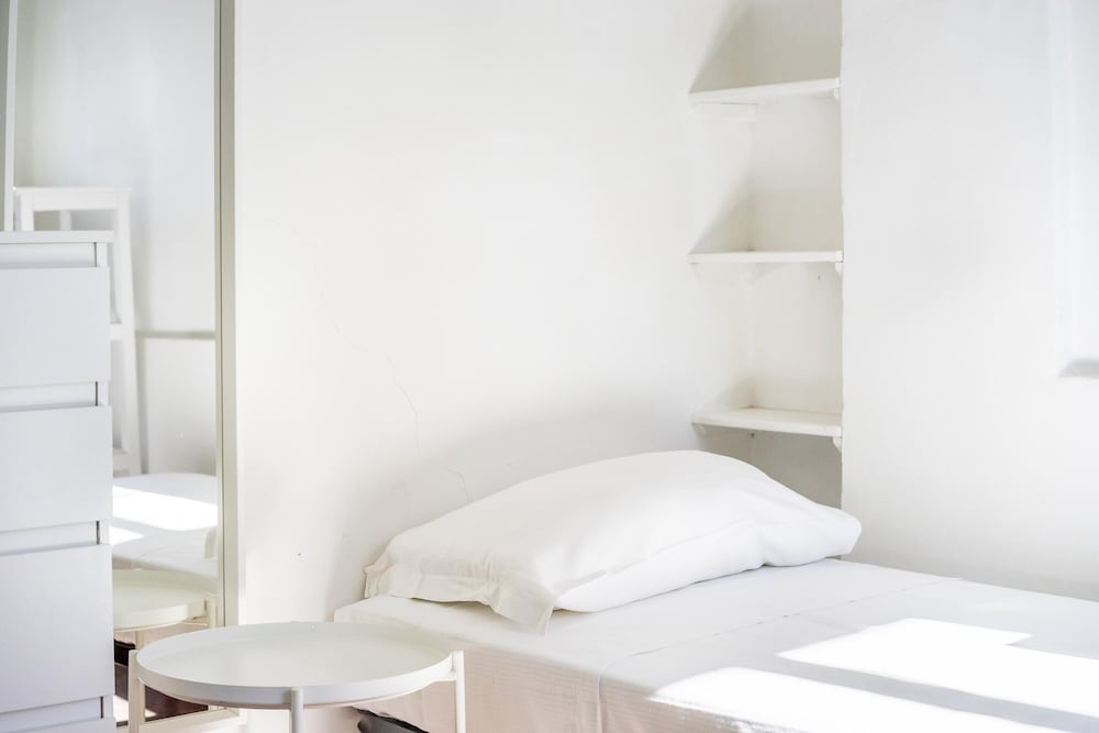Cerchi 3 in Firenze With 2 Bedrooms and 1 Bathrooms