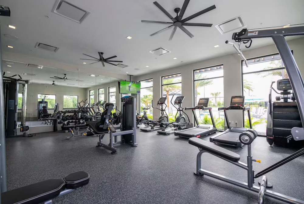 8 Bedroom Themed Rooms Huge Games Room Pool Spa