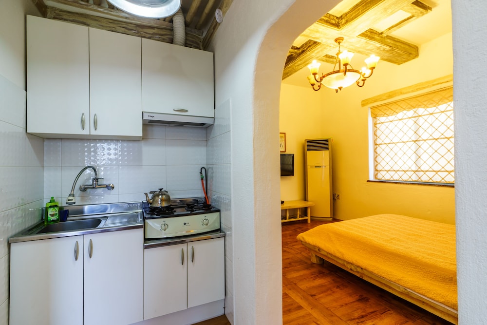 Lime Orange Vill Pension