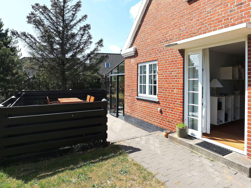 4 Person Holiday Home in Blavand
