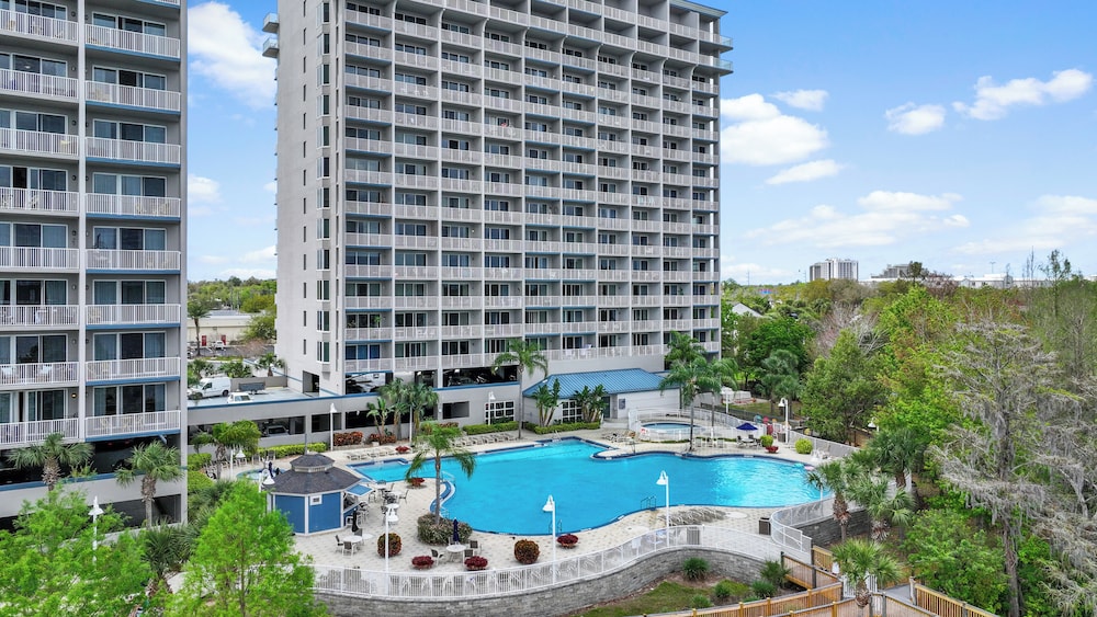 Renovated Condo 2mil away from Disney