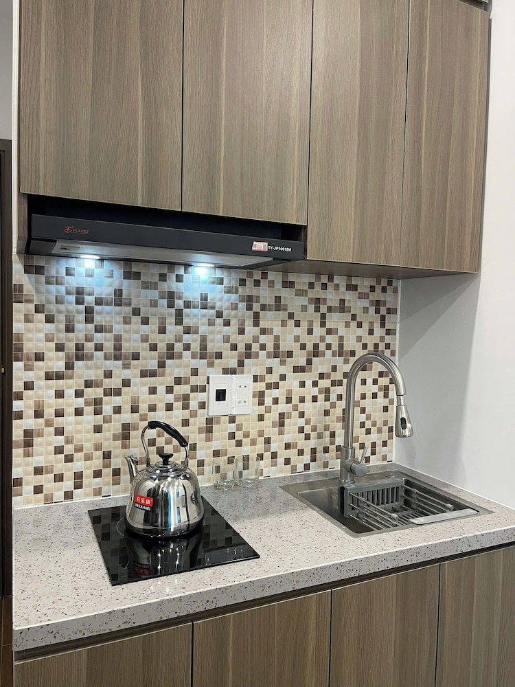 Era Apartment Duong Lang