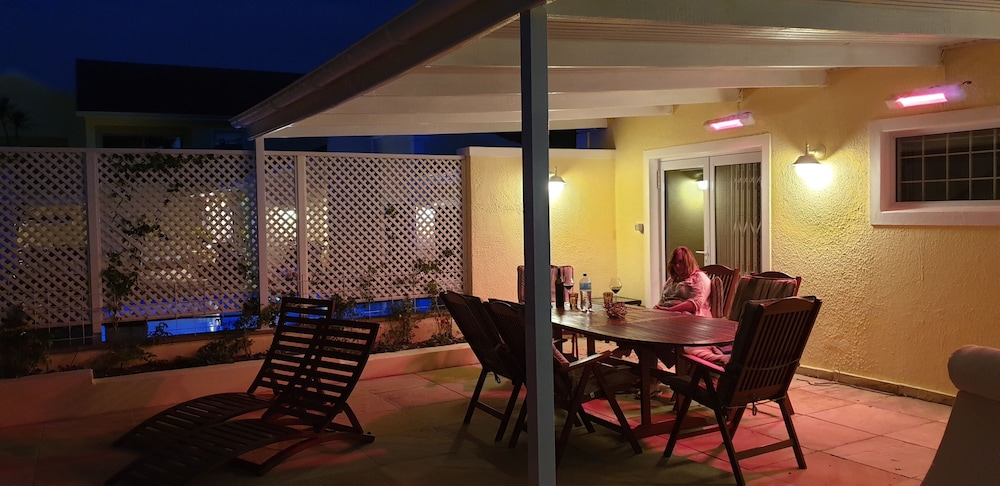 Constantia Cottages