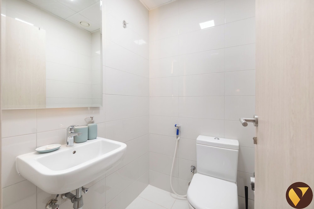 Stylish Peaceful in JVC full Amenities