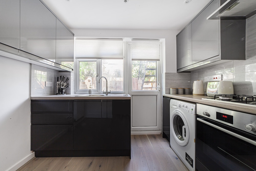 The Neasden Villas
