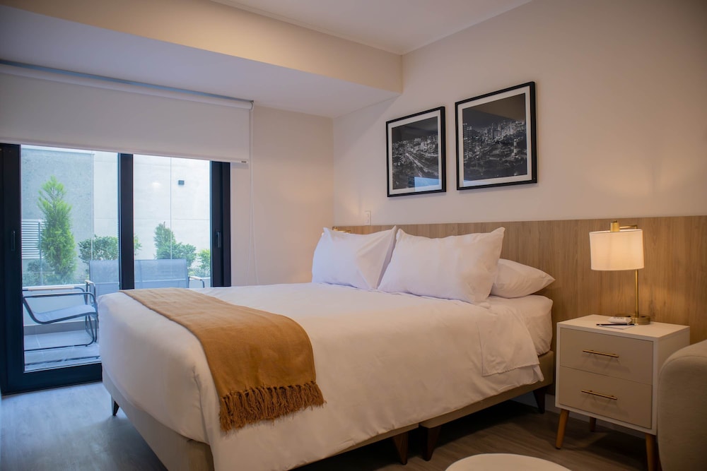 w Spectacular 1BR w Terrace in Miraflores