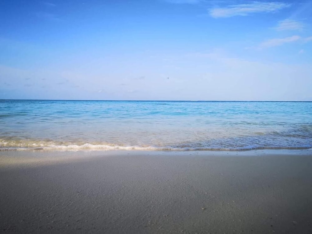 String Wave Maldives