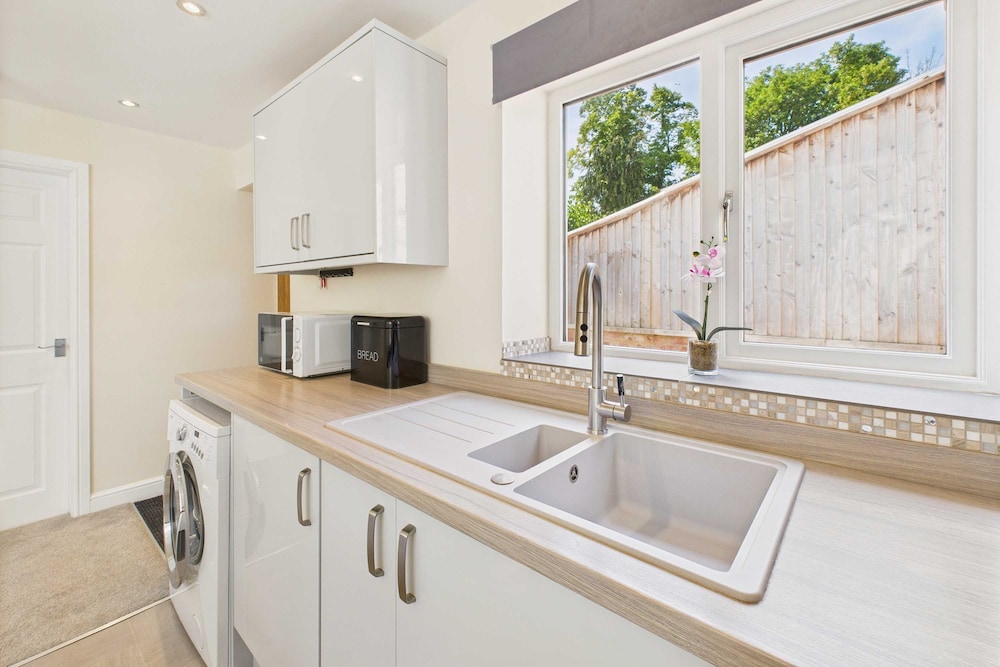 Host Stay The Potting Shed