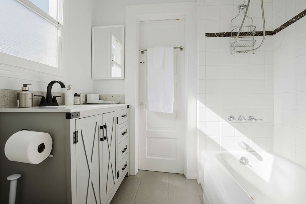 Allura Oakland Your Private Sanctuary in the City