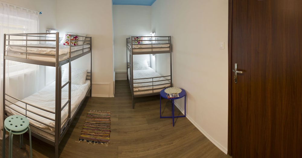 Warsaw Downtown Hostel