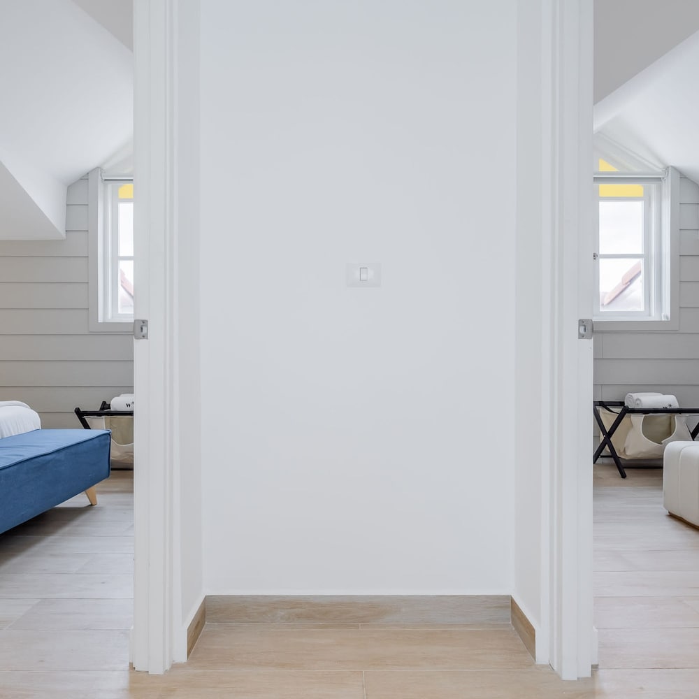 w Elegant 3BR With Modern Terrace in Panama