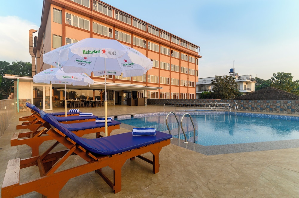 Nazri Hotel