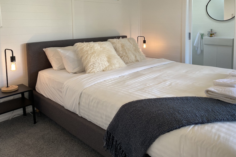 Awesome Mt Eden 1BR Unit - Wifi-Carpark view 5