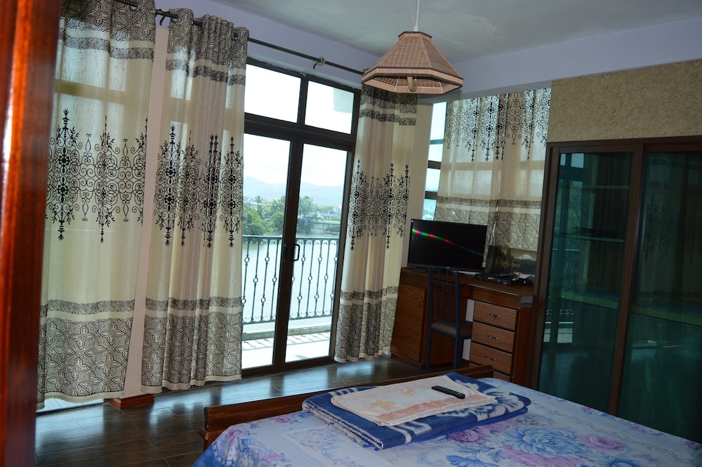 Le Bamboo view 4
