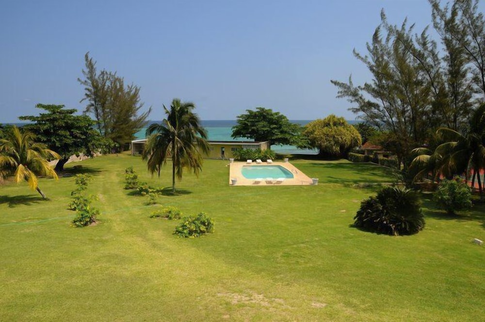 Miramar Villa