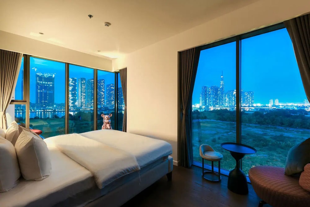 The Metropole - Horizon View Riverside