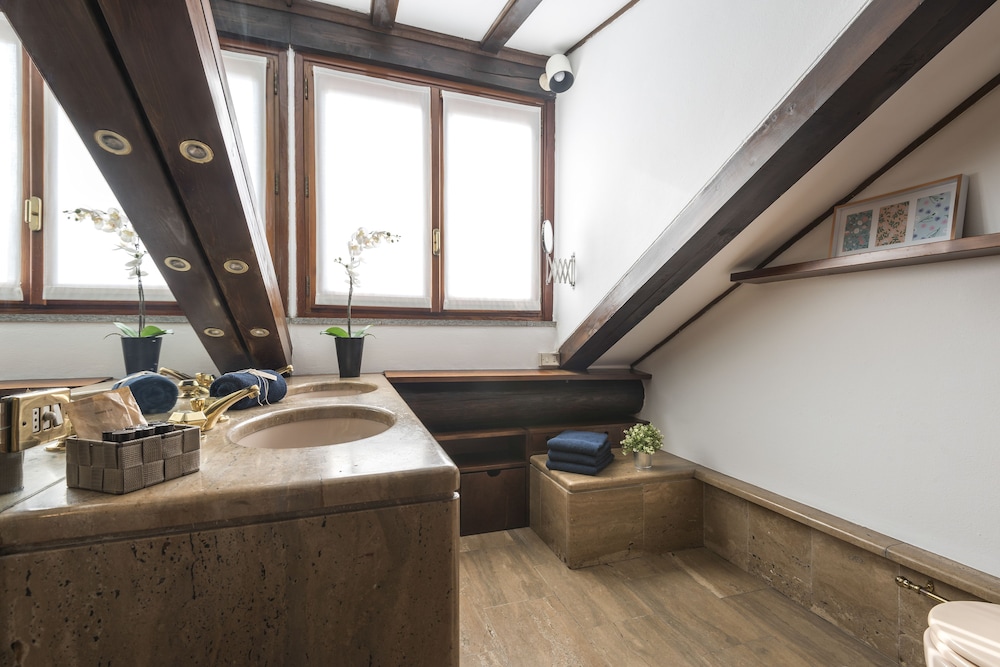 Porta Ticinese – RentClass Mansarda photo 3