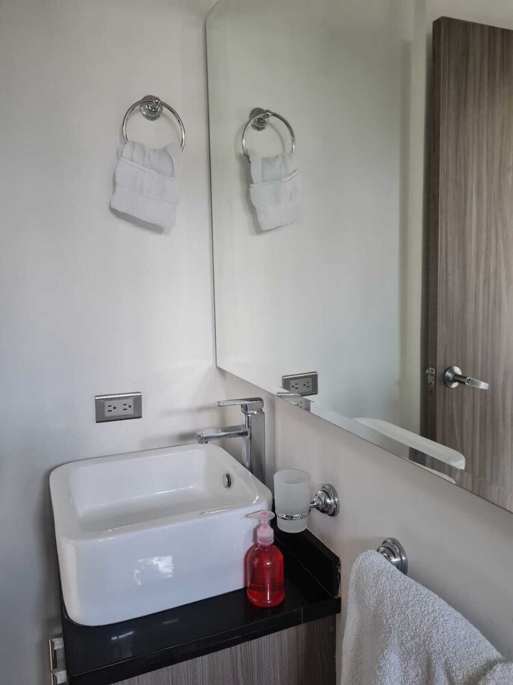 504 Moderno Aparta-Suite en Versalles Tipo Loft - Cali Tower Suites & Lofts