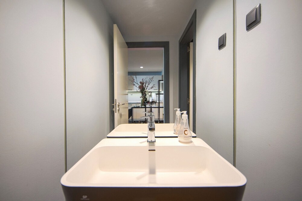 Lisbon Premium Loft by Homing