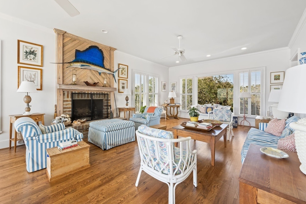 Summertide 5 Bedroom Home