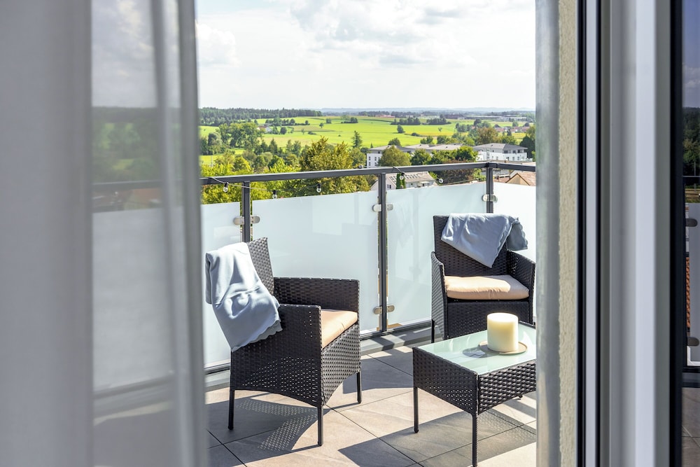 MK Apartments