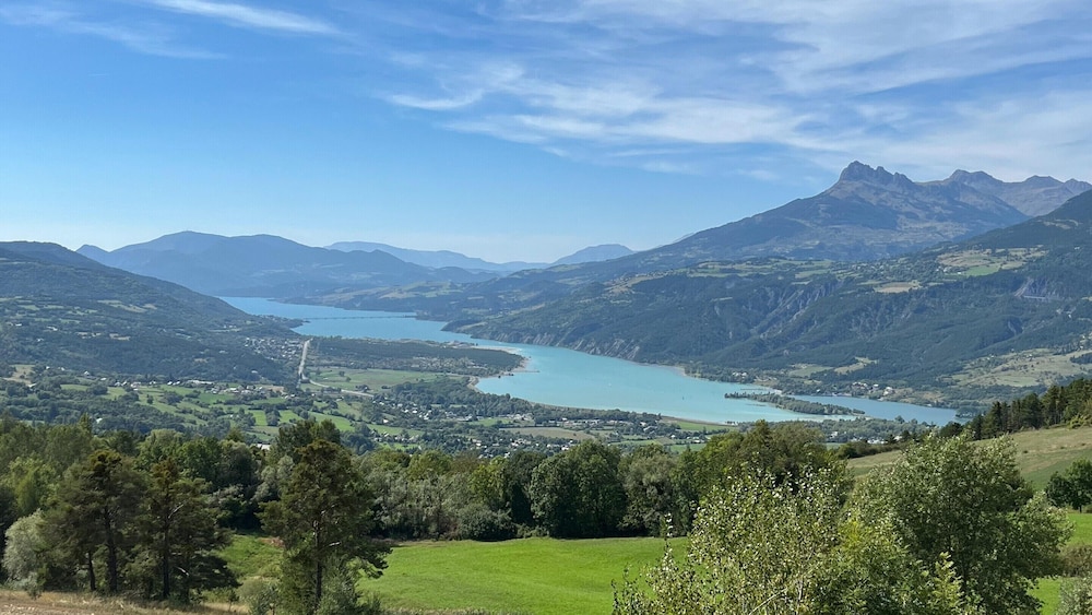 Holiday Home With Sauna, Saint-sauveur