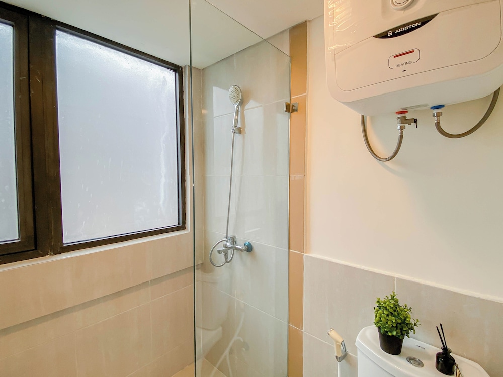 Comfortable And Minimalist 2Br At Meikarta Apartment
