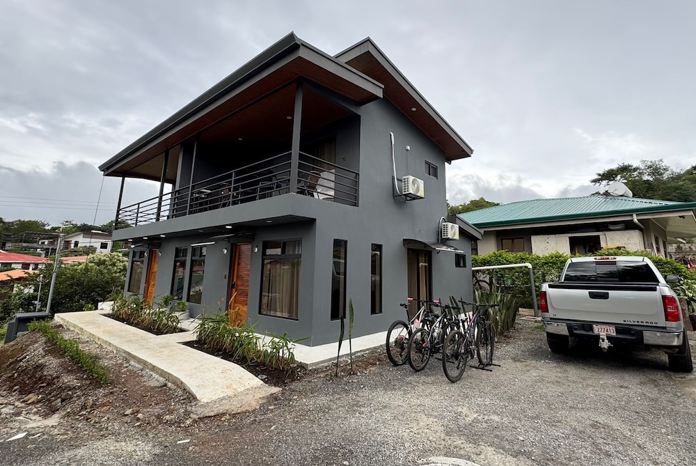 Monstera Apartments Monteverde