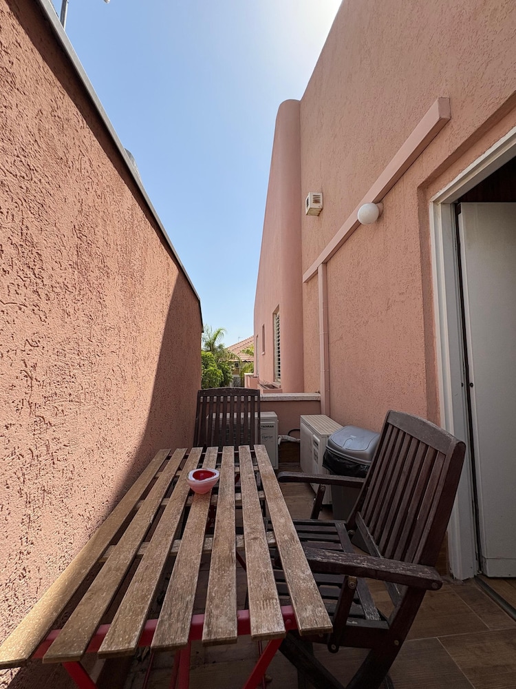 Kfar Saba Guesthouse