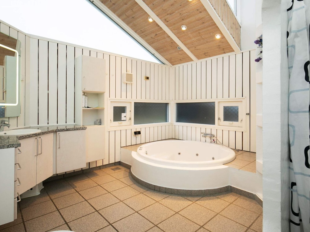 14 Person Holiday Home in Lokken-by Traum view 2